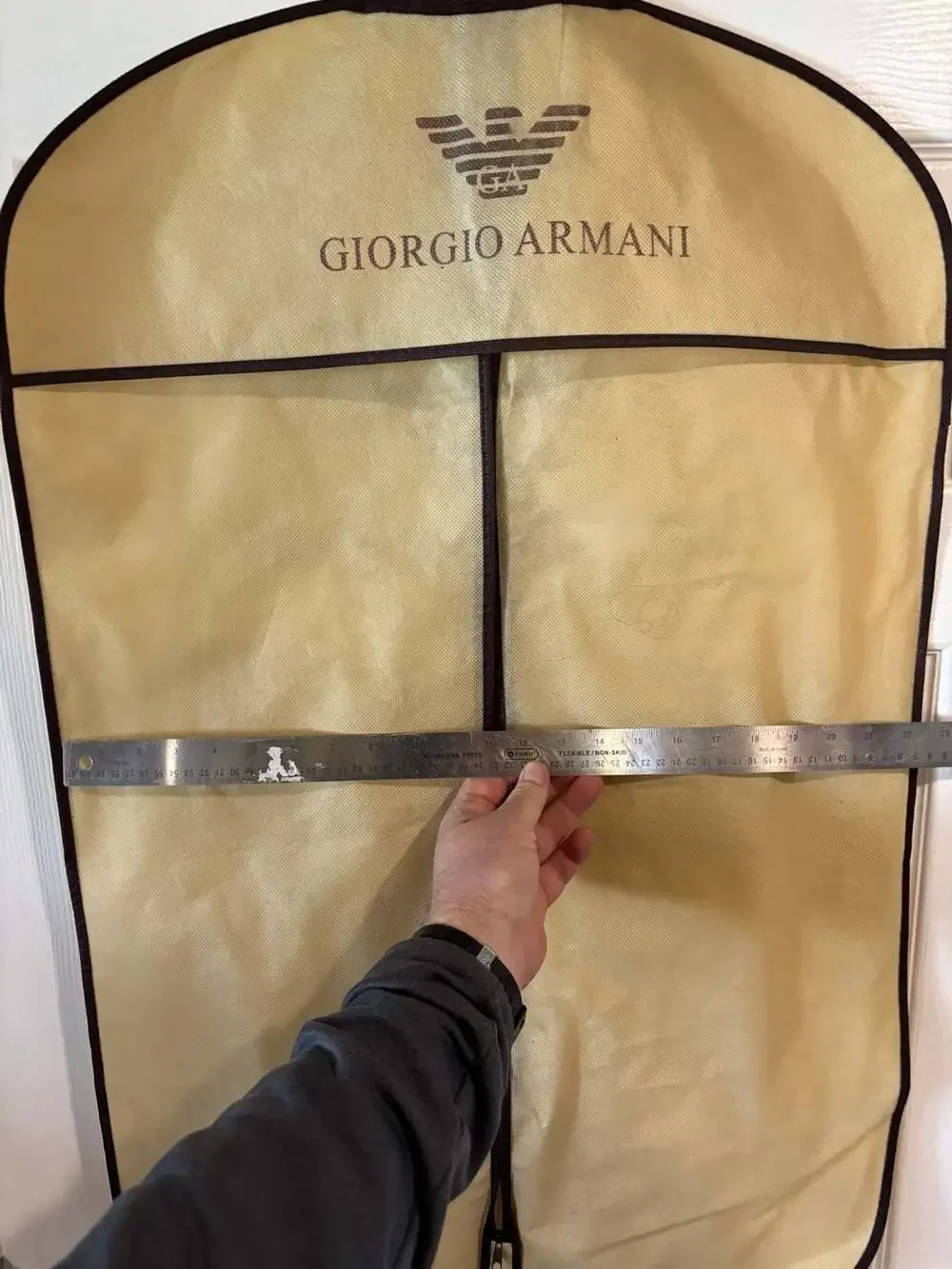 Giorgio Armani Black Sustainable Packaging
